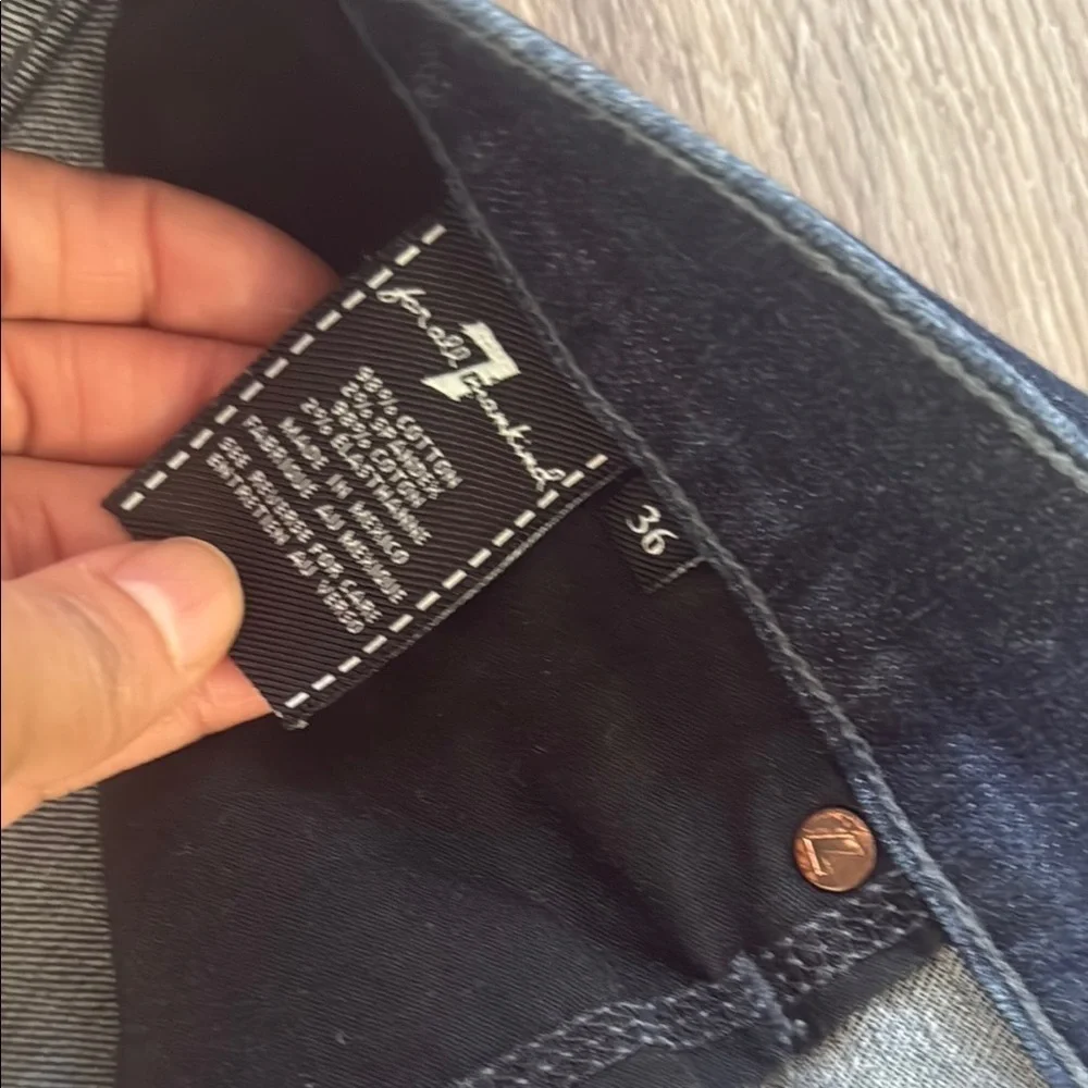 7 For All Mankind Slim Blue Jeans with Subtle Fading 36X32